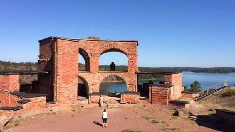 Bommarsunds f�stning under v�r bussresa till �land med Tj�rnarpsbuss