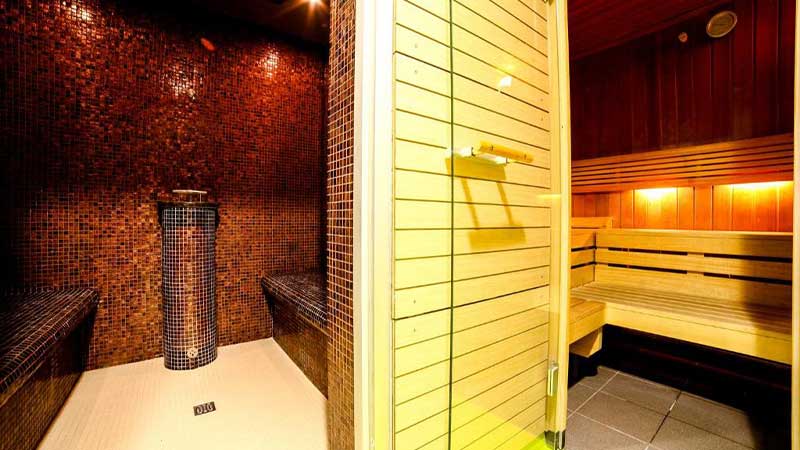 Ångbastu och torrbastu på spa hotellet Golden Tulip Mzyzdroje.