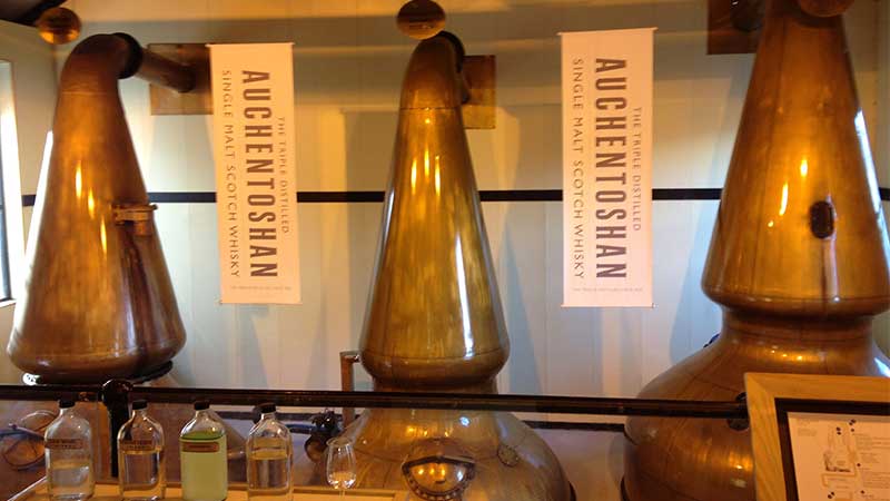 Whiskytur till Auchentoshan i Skottland med Tj�rnarpsbuss � njut av destilleriets elegans