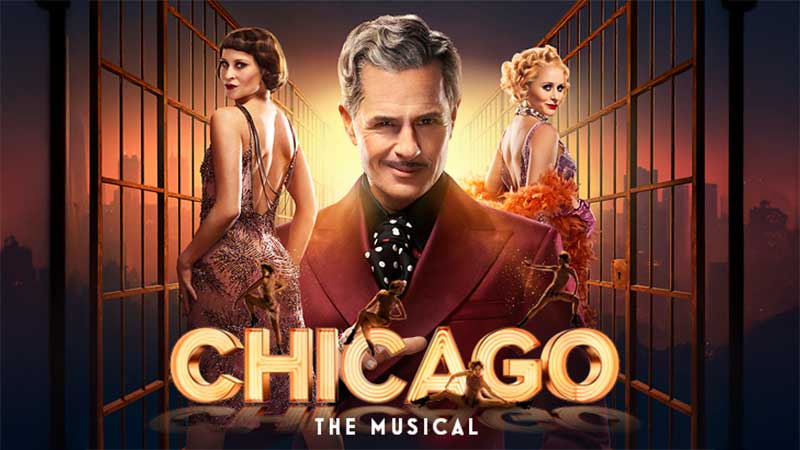Peter J�back, Lina Hedlund och Ellen Hedlund i musicalen Chicago p� oscarsteaterni Stockholm